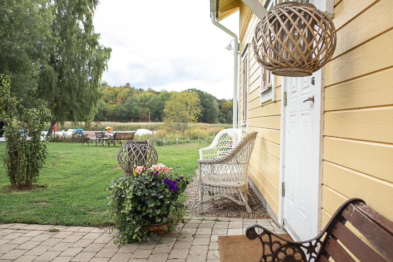 Pensionat Jarnavik Hotel Brakne-Hoby Exterior foto